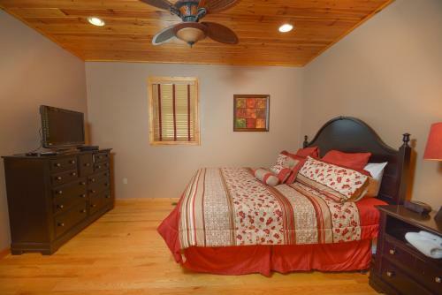 No Worries Five-bedroom Holiday Home