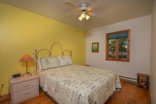 Over The Rainbow Four-bedroom Holiday Home