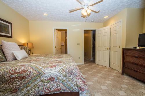 Hook, Wine & Sinker Two-bedroom Holiday Home