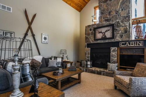 Winterfell Four-bedroom Holiday Home