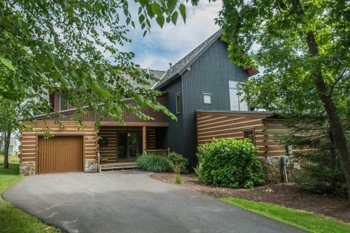 Tips Up Four-bedroom Holiday Home