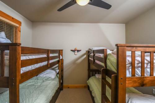 Summit Lodge Four-bedroom Holiday Home
