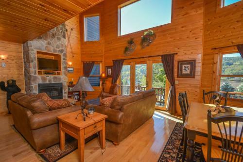 Cedar Shores Villa #08 Four-bedroom Holiday Home