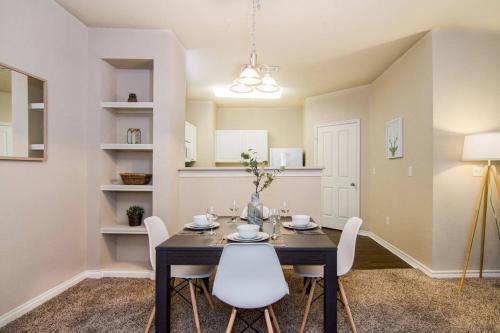Apartamento Two Bdrm Near Beale St. - Sleeps 6!