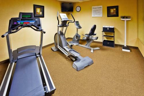 Holiday Inn Express Hotel & Suites Memphis/germantown