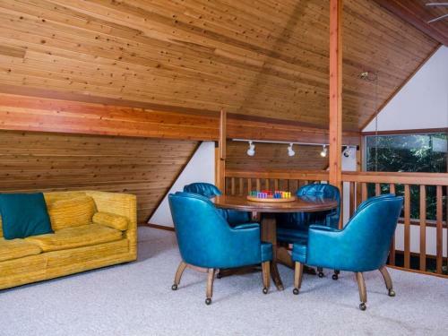 Redwood Rest