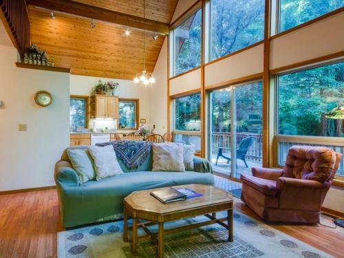 Redwood Rest