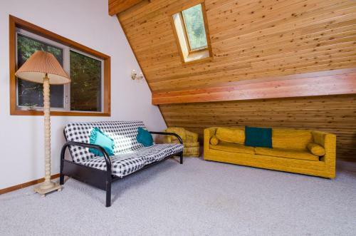 Redwood Rest