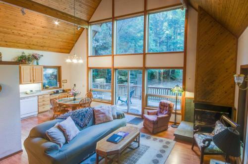 Redwood Rest