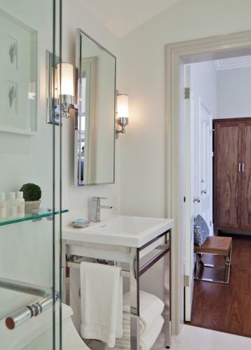 Posada Blue Door Group