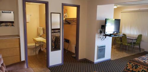 Hotel Westernaire Motel