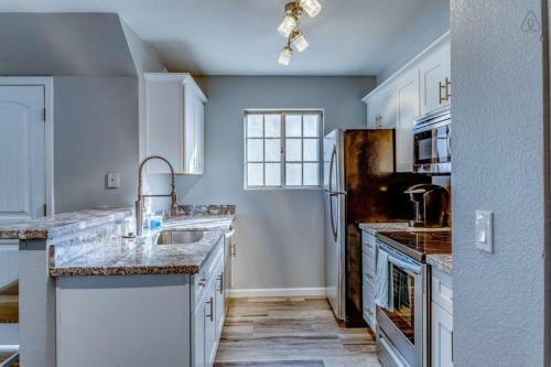 Comfy Condo Mesa