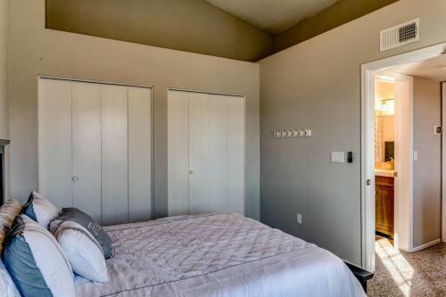 Comfy Condo Mesa