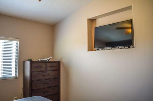 3 Bedroom Home In Mesquite #466