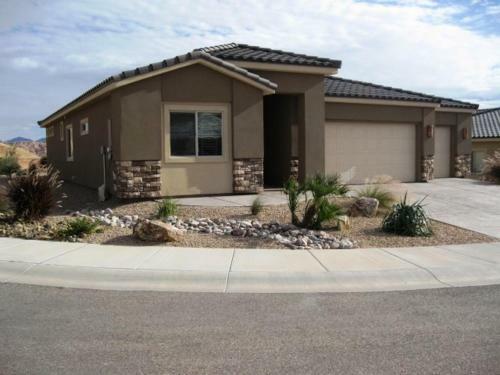 3 Bedroom Home In Mesquite #437