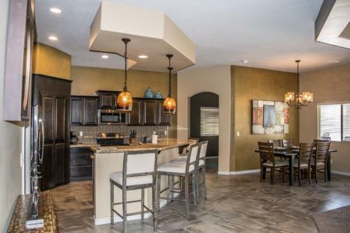 4 Bedroom Home In Mesquite #397