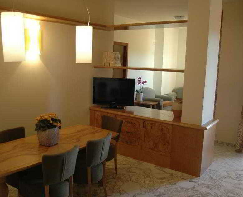 Hotel Antella Residence
