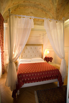 Residencia Tarquinia Resorts