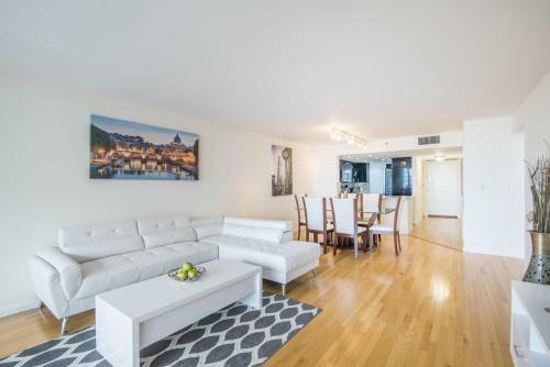Apartamento Glamorous 3 Bedroom With A Balcony View