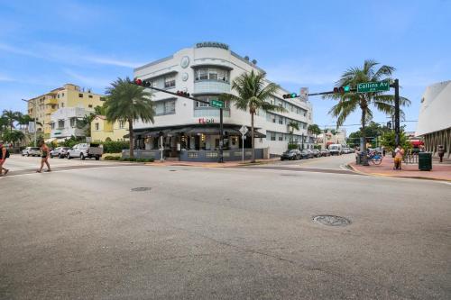 Apartamento 2 Bedroom Condo On Collins Ave