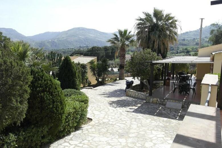Grotticelli Hotel & Resort