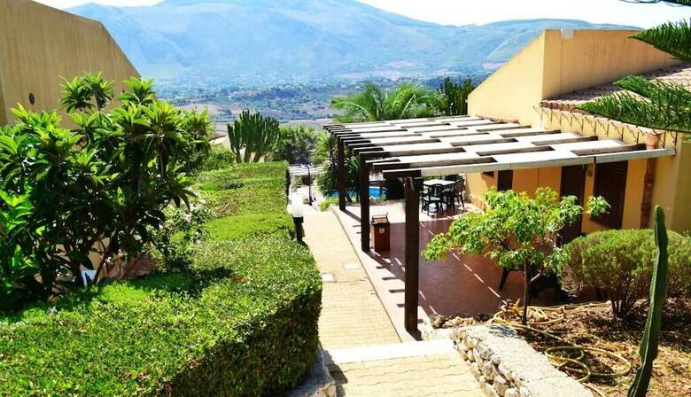 Grotticelli Hotel & Resort