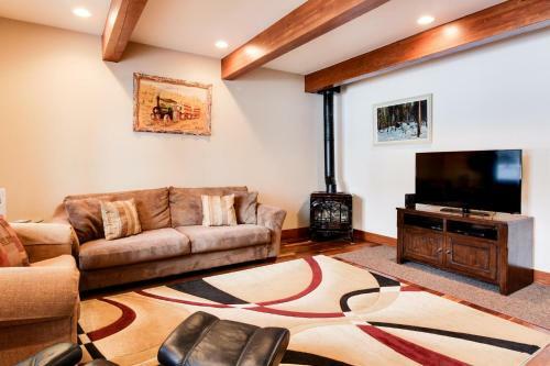 Shiner Creek Golf Course Condo