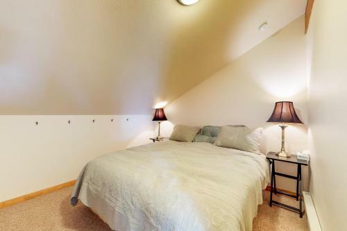 Aspen Village 51