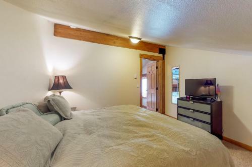 Aspen Village 51