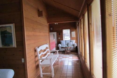 Cabin In The Pines