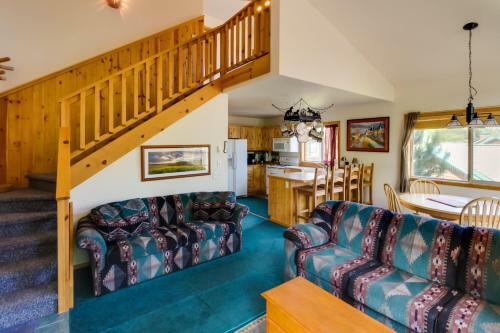 Cottage Court Condo