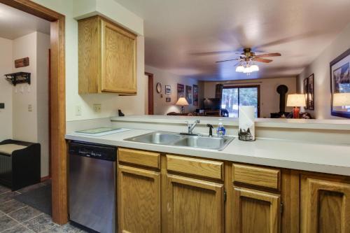 Aspen Village Golf Course Condo - Fairways 71