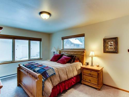 Cedar Lane Golf Course Home