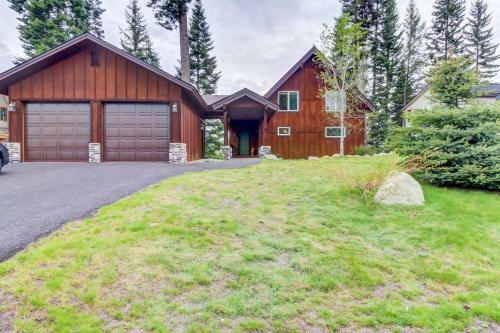 Cedar Lane Golf Course Home