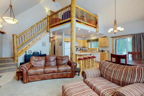 Conifer Family Cabin