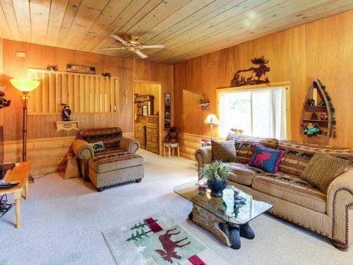 Deer Crossing Cabin