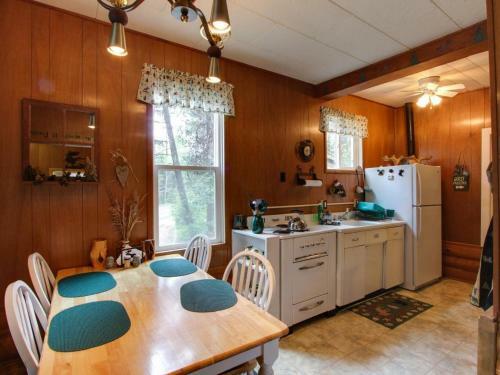 Deer Crossing Cabin