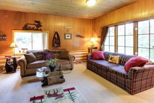 Deer Crossing Cabin