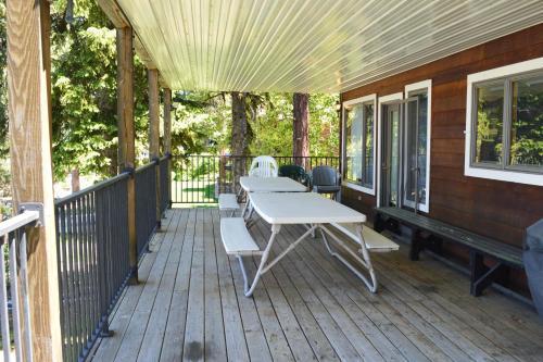 Crispin Home