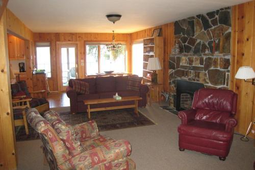 Crispin Home