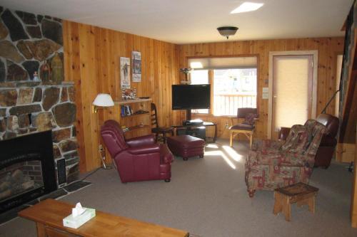 Crispin Home