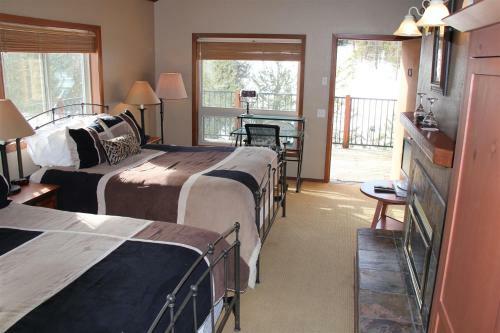 Bear Creek Lodge Mccall