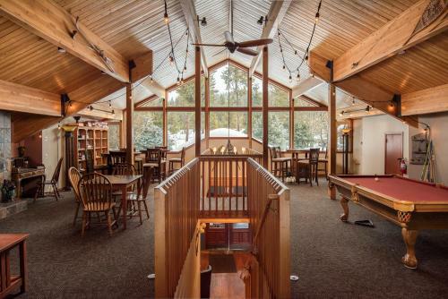 Bear Creek Lodge Mccall