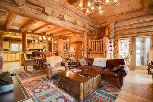 Lake Fork Lodge