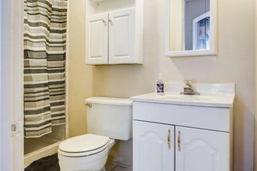 One Bedroom Apartment With Patio