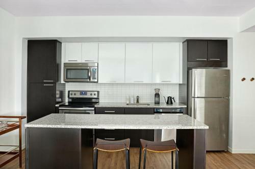 Apartamento Downtown West 1412