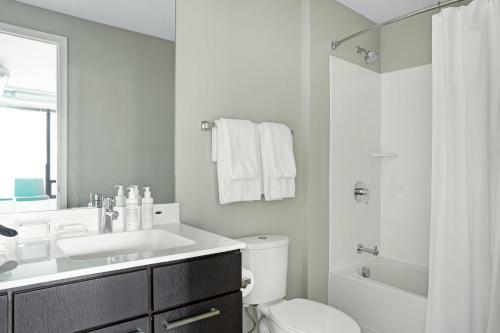 Apartamento Downtown West 1402