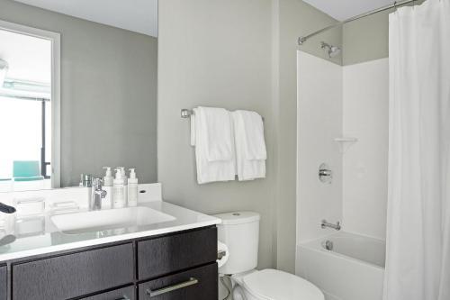 Apartamento Downtown West 1802