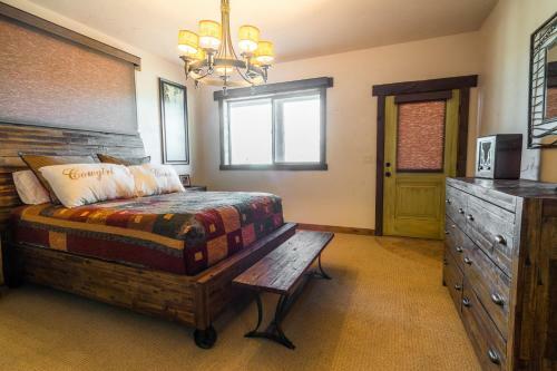Badlands Roost