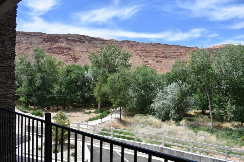 Hotel Mainstay Suites Moab Near Arches National Park